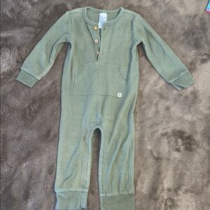 Modern Moments Romper One Piece 18M ✨ Add to any bundle for $5